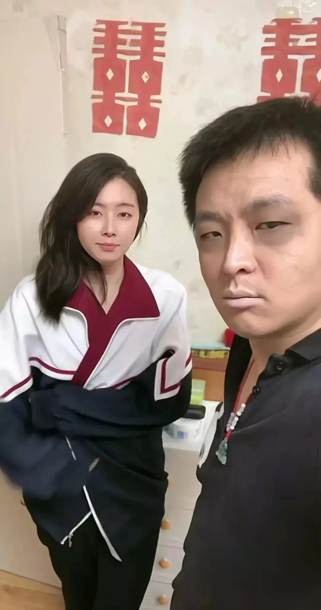 这位老弟能熬到腊月已经算喜丧了，结婚的意义是什么呢？
