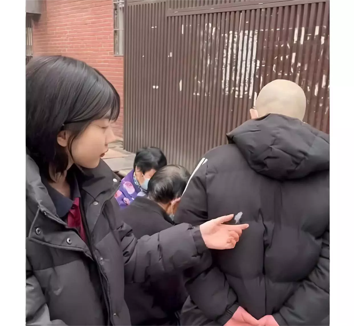 我真的好奇这个女孩是否还在人世