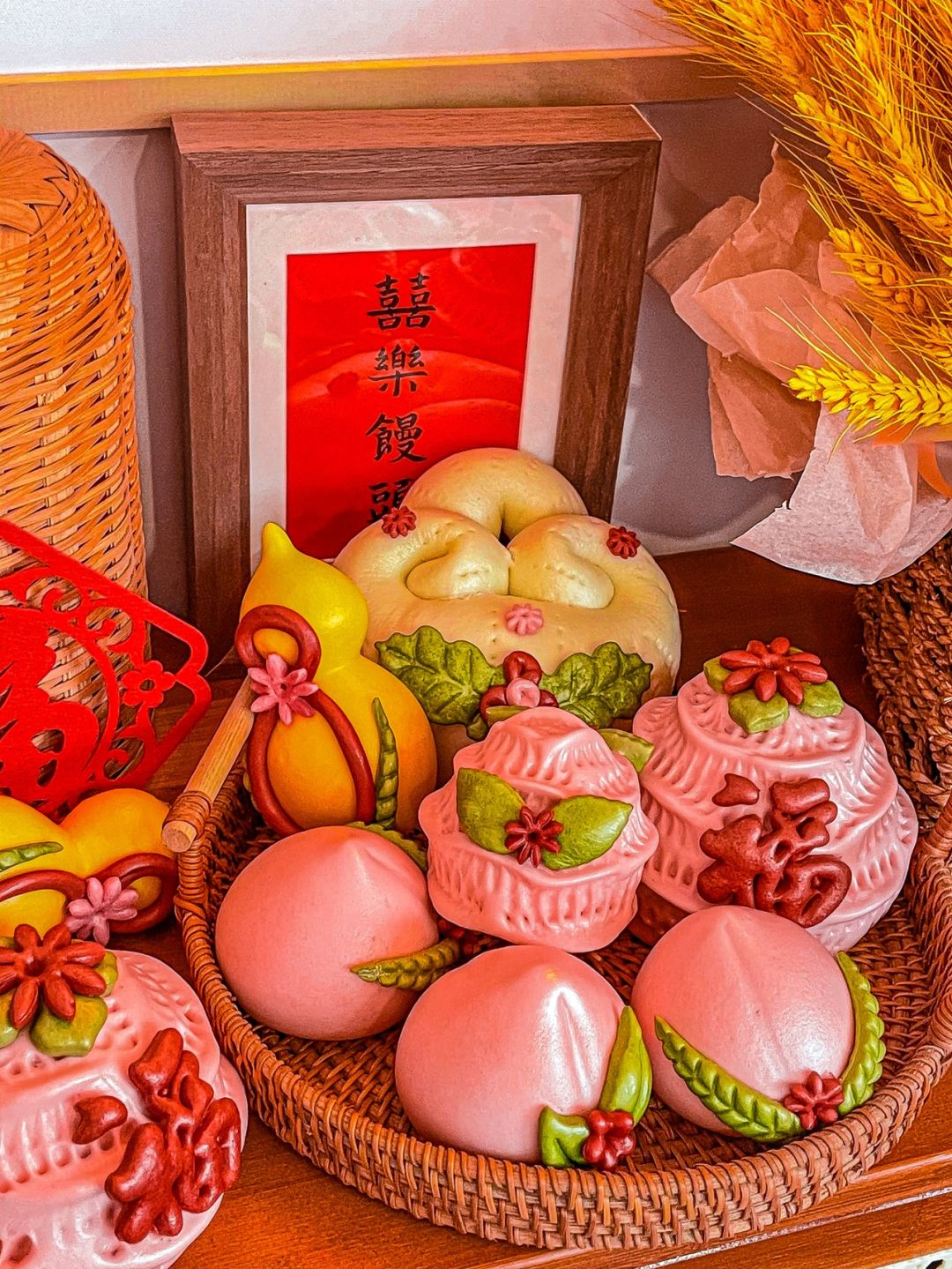 秦皇岛首家国潮馒头🍑太适合过年了吧🧨
𝐀𝐥𝐨𝐡𝐚，你好吗👋
看看