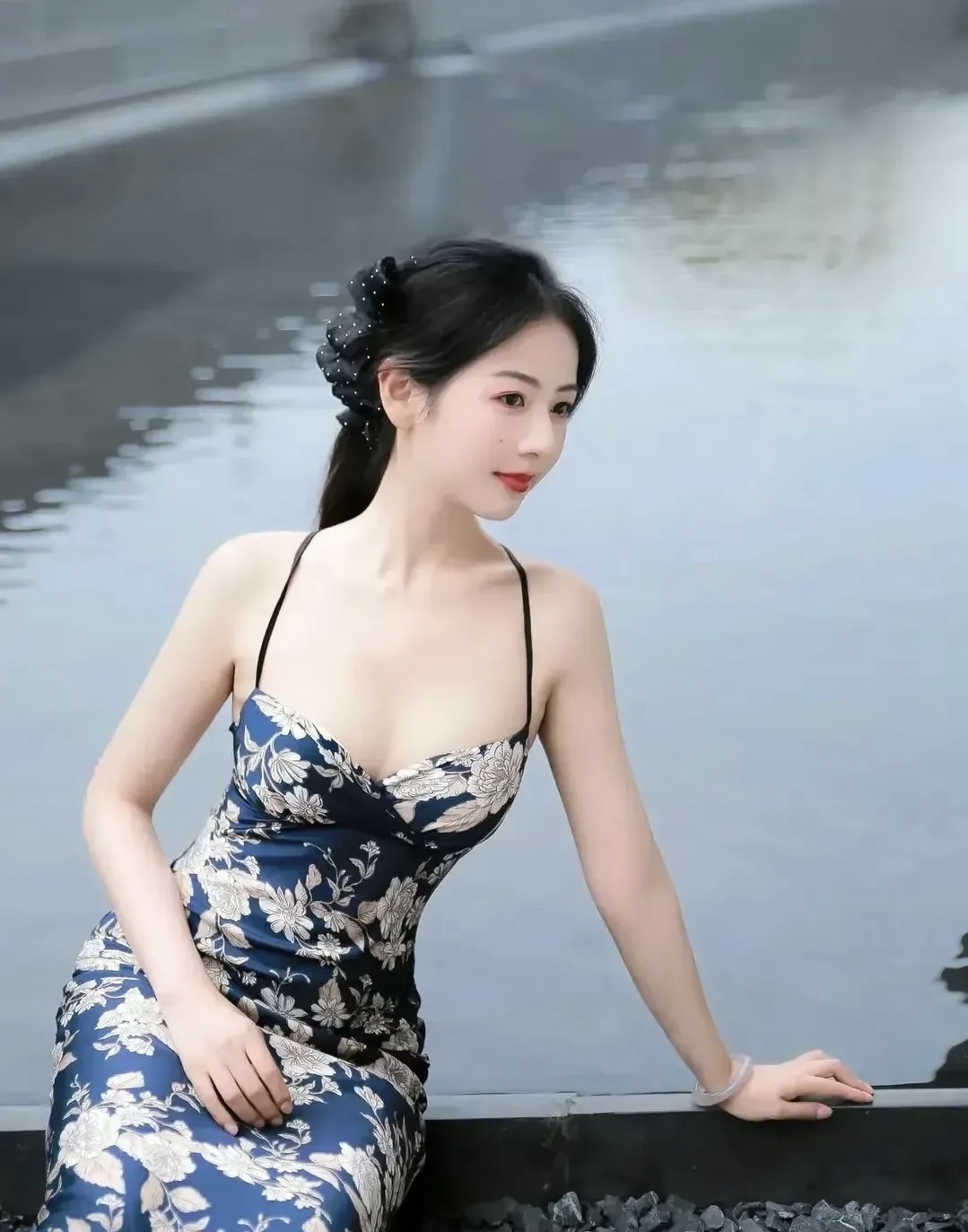 男女一旦发生过性关系，一辈子都忘不了，这是真的吗？
文章讲述了一个男子因为女友的