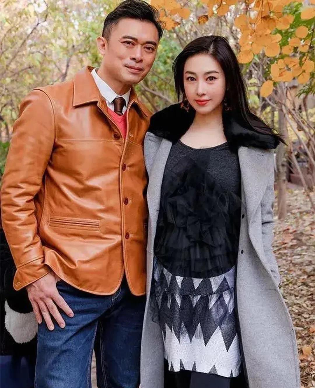 今天，娱乐圈最炸裂的消息无疑是由樊少皇的妻子贾晓晨公开的。这个消息在9月19日的