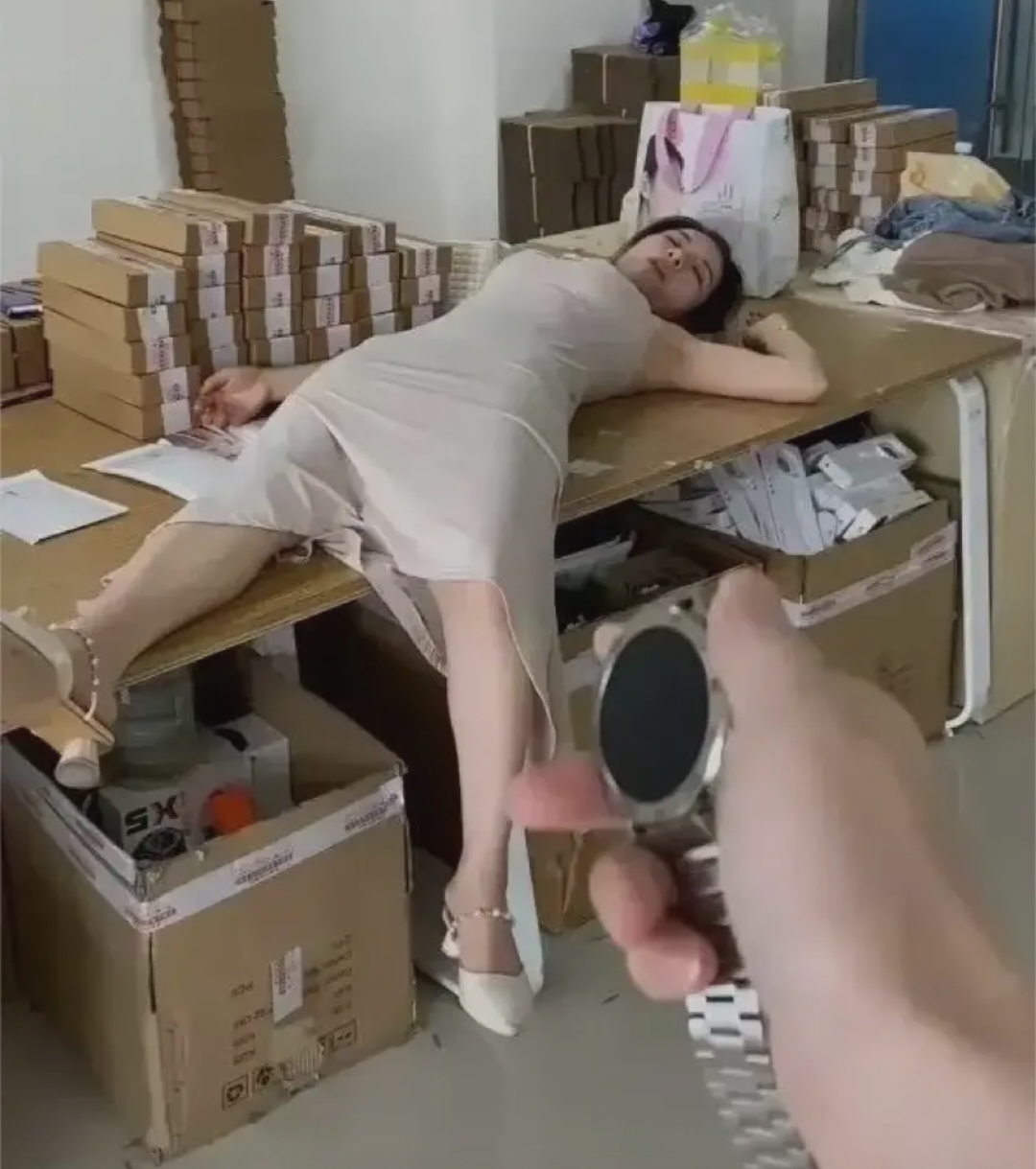 上班摸鱼吗？