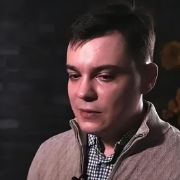 普京贴身保镖叛逃，泄露普京的三个秘密 俄罗斯总统普京的贴身保镖卡拉库洛夫叛逃，他