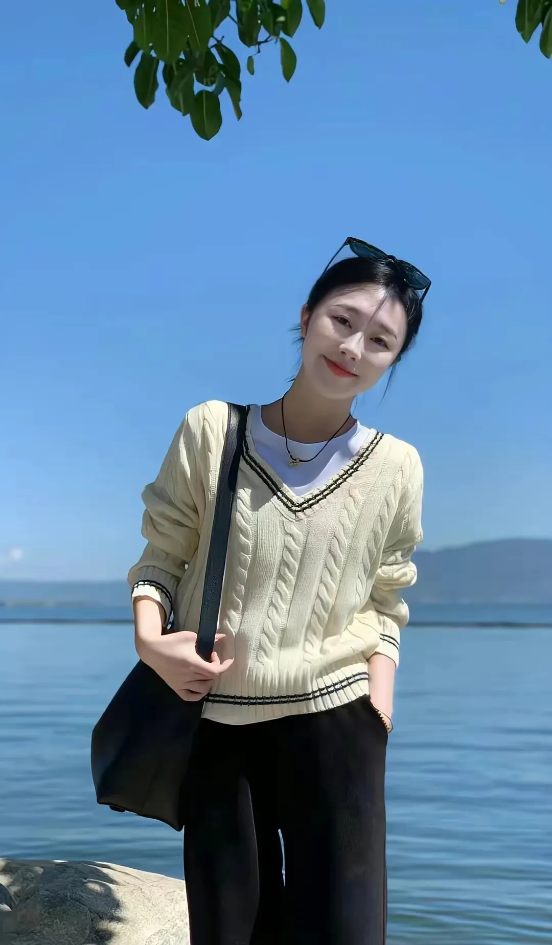 有的人在儿子婚礼上讲几句话，战战兢兢，甚至结巴起来。其实只需讲三句话：一是感谢亲