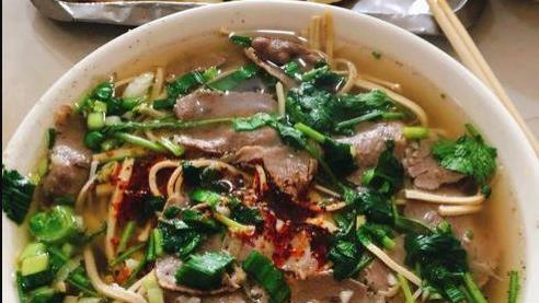 美味传承：探寻牛肉汤的故事