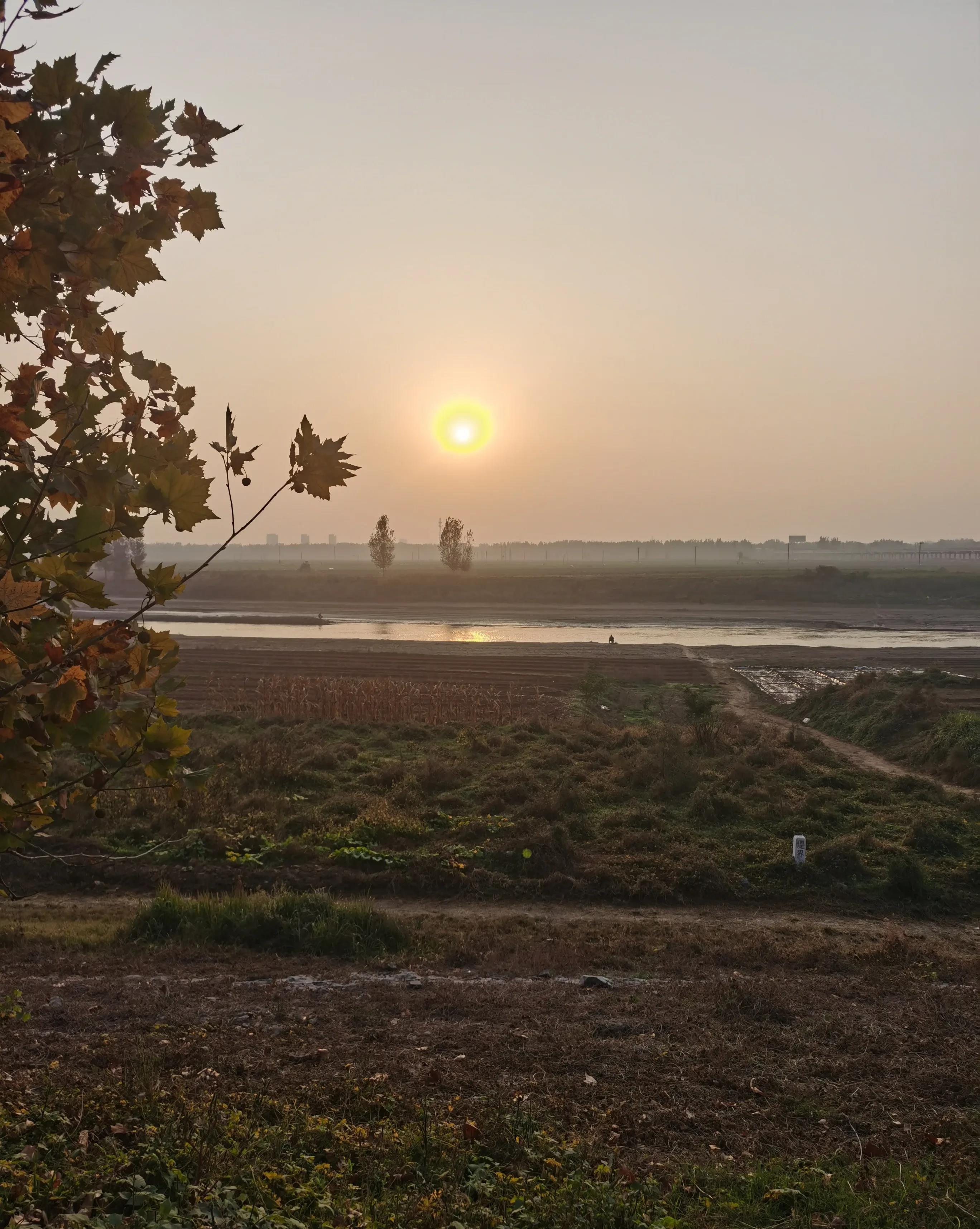 乡镇干部的腿不是腿，
乡镇干部的时间就不是时间

上级部门真不把乡镇工作人员当人
