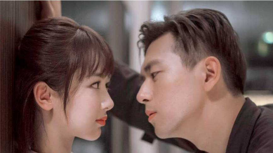 李现疑似遭杨紫吐槽，“童颜夫妻”上演“相爱相杀”