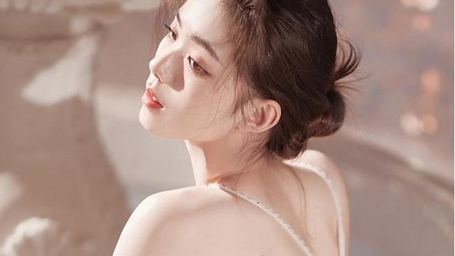 他的白月光嚣张让我滚，我潇洒离开后，他却急疯了！