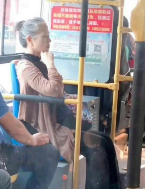 气质这种东西是模仿不来的 ​​​