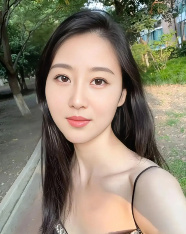 我向远在外地的丈夫提出了一个具有挑战性的问题，如果他几个月才能见我一次，他是否会