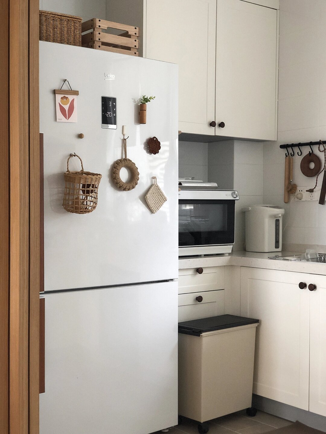 6平米白色系厨房，无滤镜生活感日常分享
日常厨房，清洗了下日常用品，
掐着时间煮