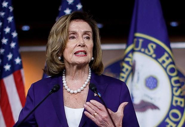 曾窜台后退居二线的美国议长佩洛西，如今打算重出江湖了，据美联社9月8日消息称，现
