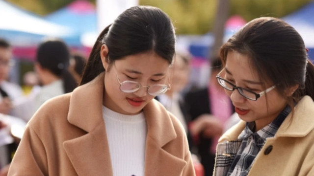 9成大学生进不去国企、事业单位？跟能力无关，内行人揭露真相