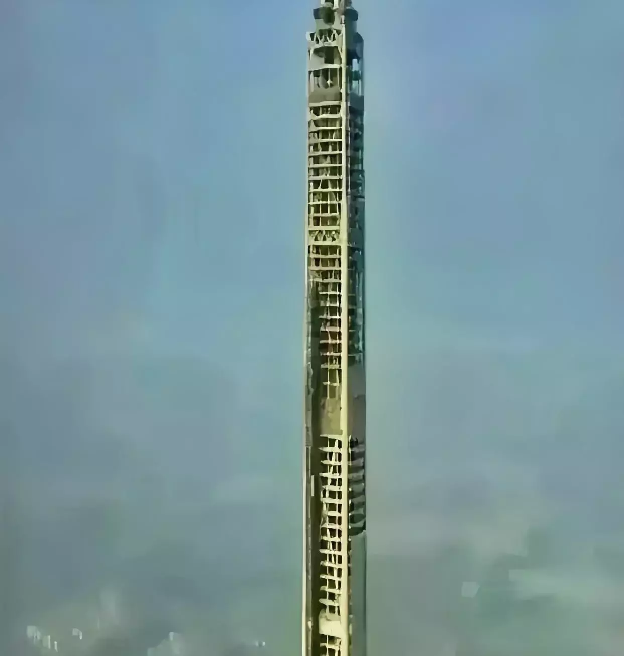这座未完成的建筑物是目前最高的烂尾建筑！