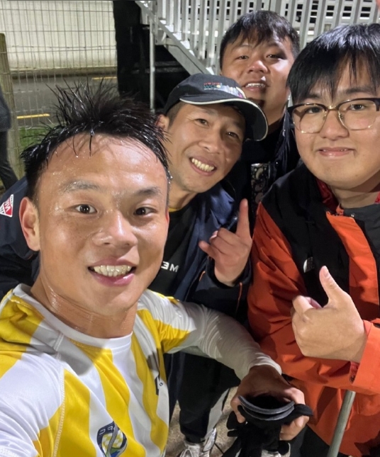 客场汉密尔顿，感谢来给我加油助威的球迷朋友，让南半球的冬天如此温暖