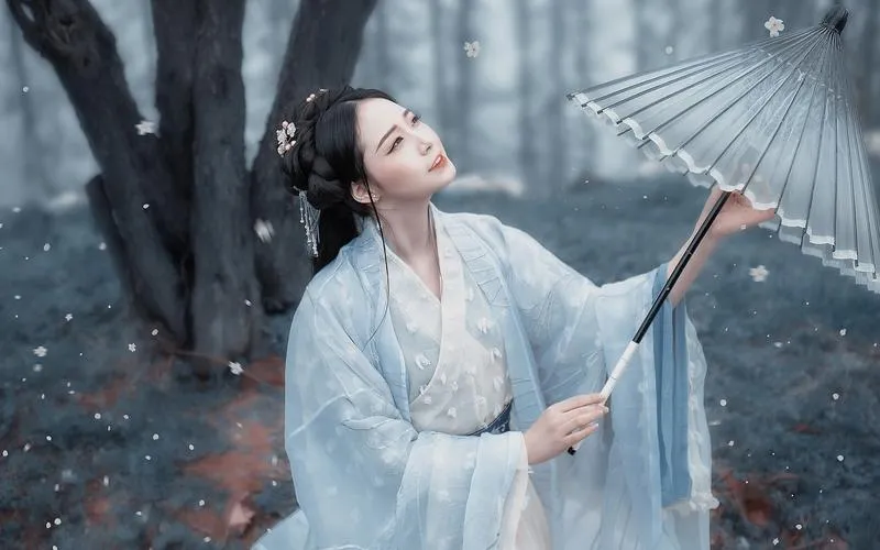 很有意思的一段话
“别人爱不爱你不重要，真的不重要，甚至父母爱不爱你不重要，亲人
