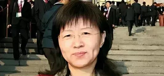 我能让美国的反导系统形同虚设！”一句破天荒的豪言壮语，穿透了云层，震动了全球，这