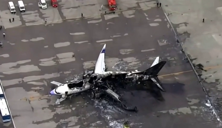 突发！一架美国军用飞机在地中海上空坠毁。

据俄罗斯媒体塔斯社援引美国武装部队欧