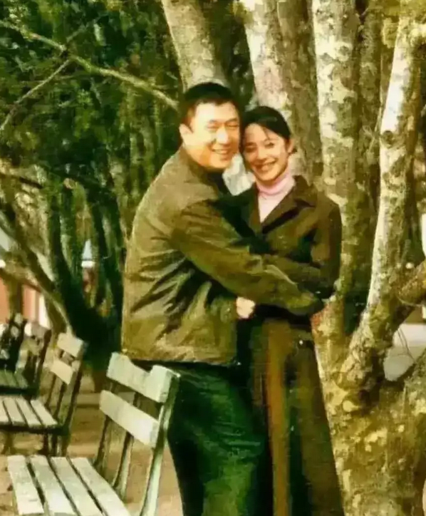 这张老照片，大家能猜出这是谁吗？