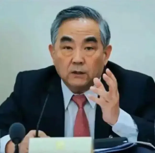 终于揭开了禁止燃放烟花爆竹背后的推动者！经过一番调查，我们惊讶地发现，五次提议取
