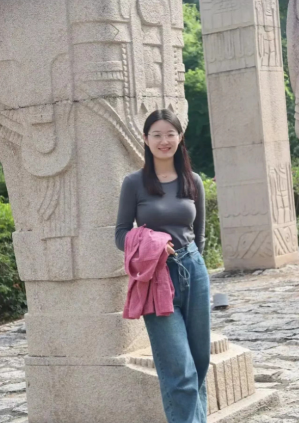 我从华工博士毕业后，收到两份OFFER，一个是跨国药企在上海的研发岗，月薪三万。