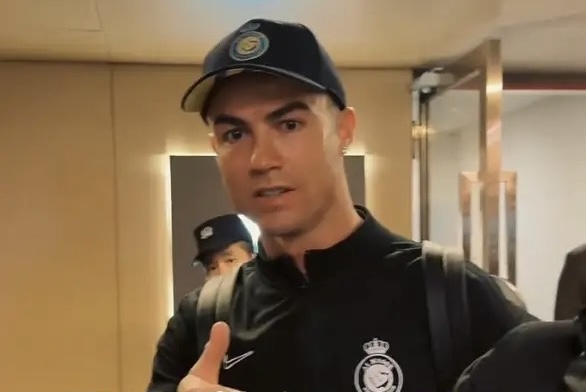 C罗就这么走了，比赛没有比，直播没有播，见面会也没有见，那么问题来了，他来中国一