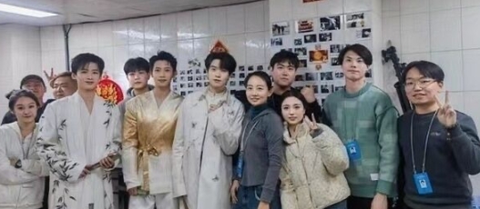 好像越来越真了 ​​​