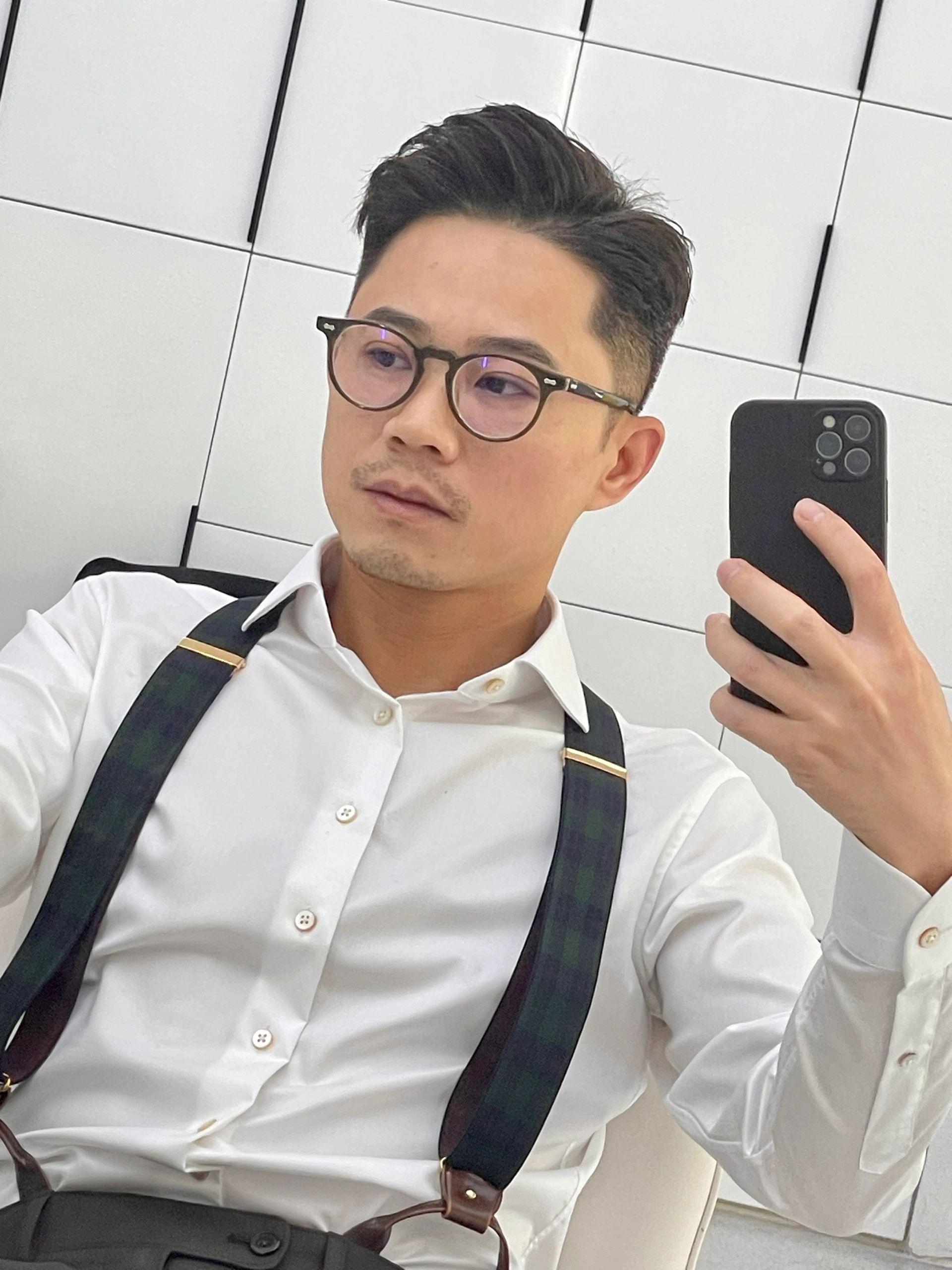 男士发型推荐，帅气短发。