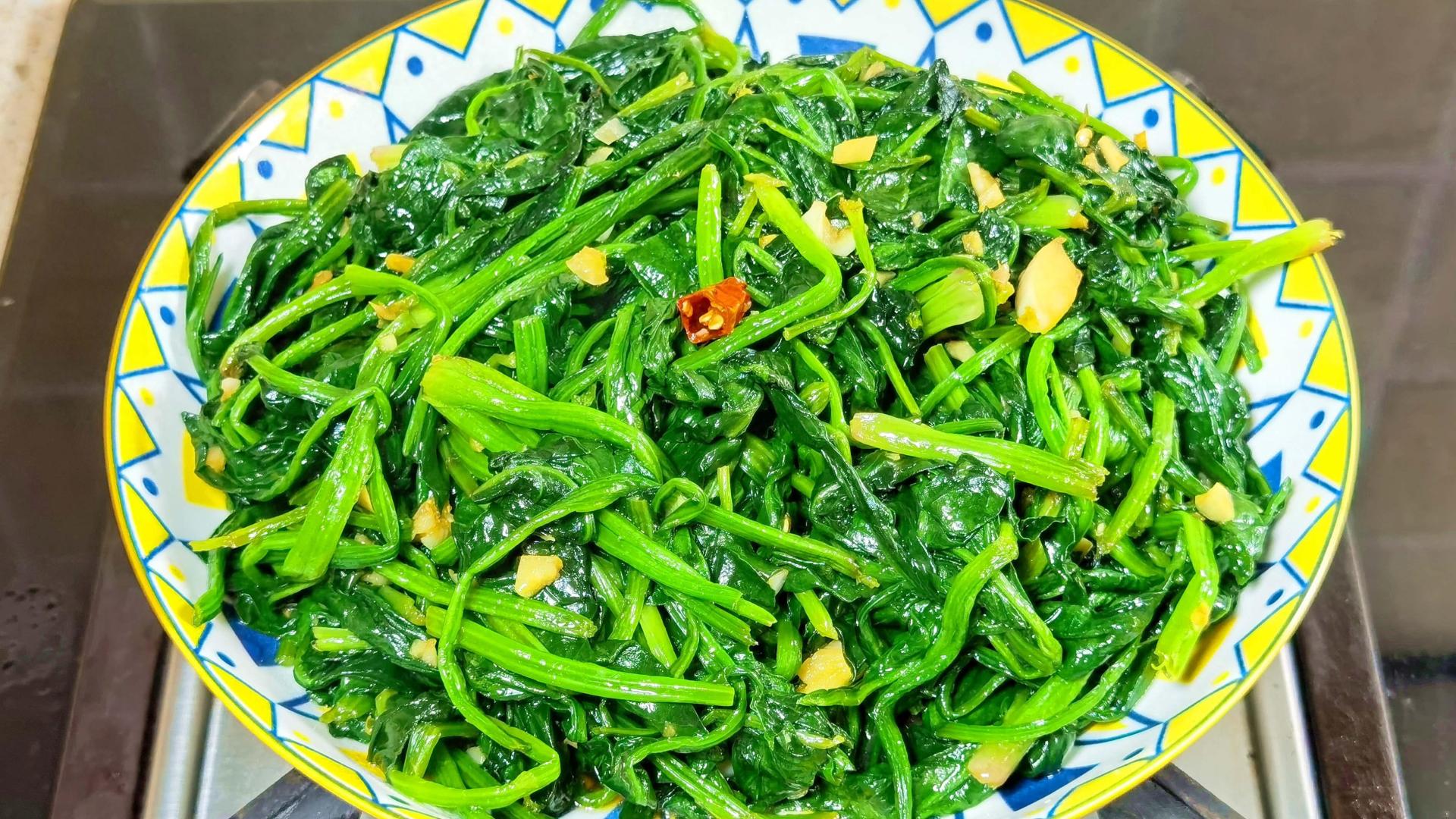 “肝脏”最喜欢的五种食物，中老年人要常吃，养肝下火，健康过冬