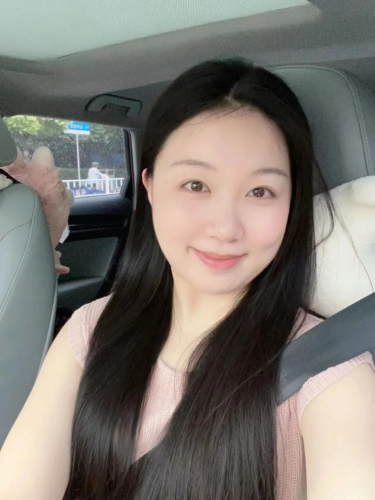 我是个女人，说实话，有点不好意思说出口。
每次洗澡，我并不像很多女生那样花费很长