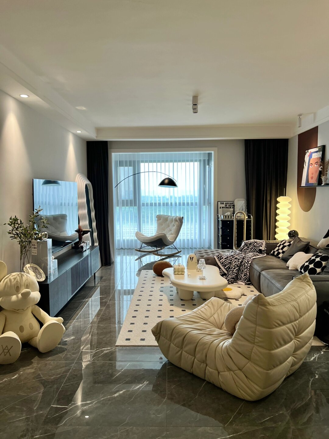 26岁，两人住进Dream house
工作了三四年一直没有稳定的住所，现在我们
