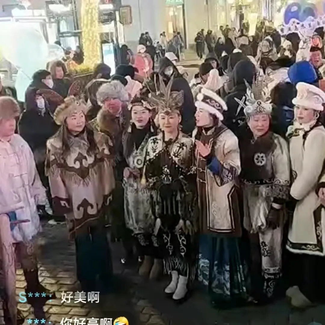 哈尔滨的旅游盛况为什么其它地方无法复制？

这背后有一个最深层次的原因是：民众的