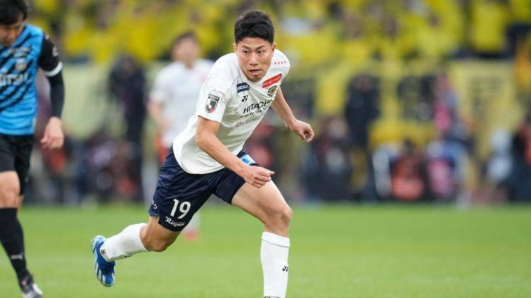 桑德兰有意1月引进22岁日本国脚细谷真大，上赛季41场17球