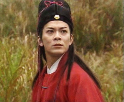 饰演展昭的演员很多，但是能接受的只有这六位，你最认可的是谁扮演的展昭？
 第一位