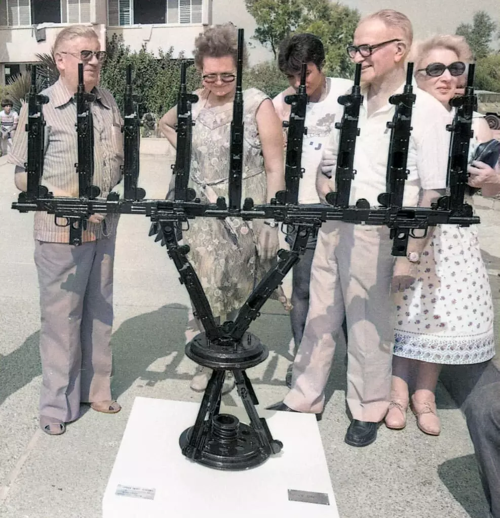 以色列伍兹冲锋枪