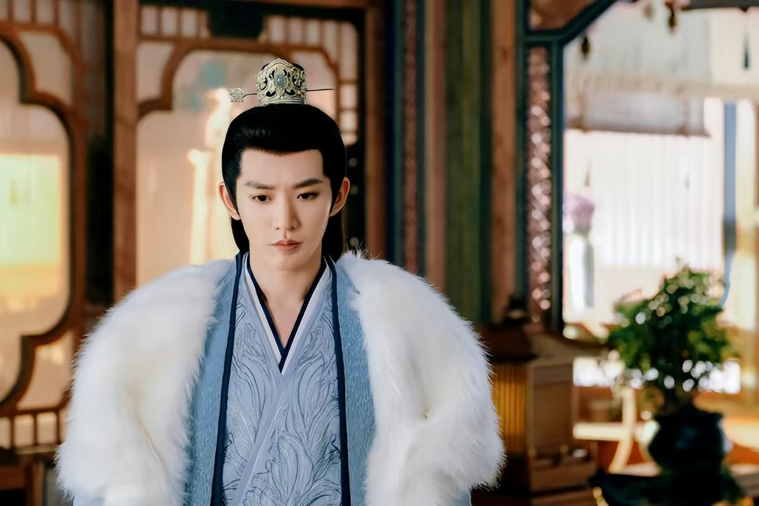 邓为片场抽烟惹争议！更多黑历史被扒，网友直呼涂山璟滤镜碎完了
邓为在拍摄《长相思