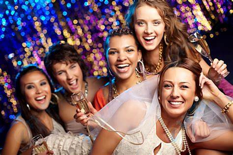 揭秘: 娱乐圈风光的派对花絮