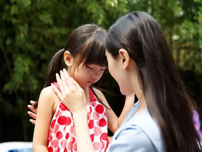 #宝妈育儿交流#  小孩子能够背诵古诗并不意味着孩子能够理解古诗的内容，因为在孩