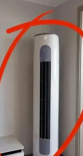 我一直搞不懂，为什么有很多家庭在客厅安装这样空调呢？是不是被忽悠了？昨天第一次去