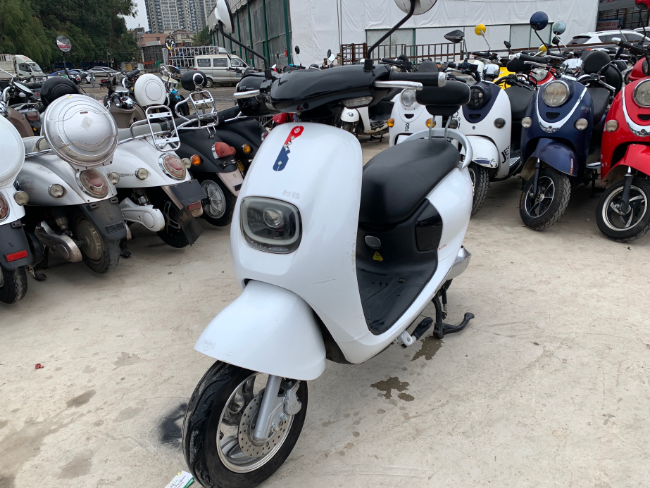 20年台铃电动车，800瓦电机，原装60V 20A电池，只能跑50公里左右，后来