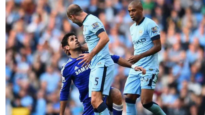 本场比赛中切尔西队的中场呈现出强大的稳固性