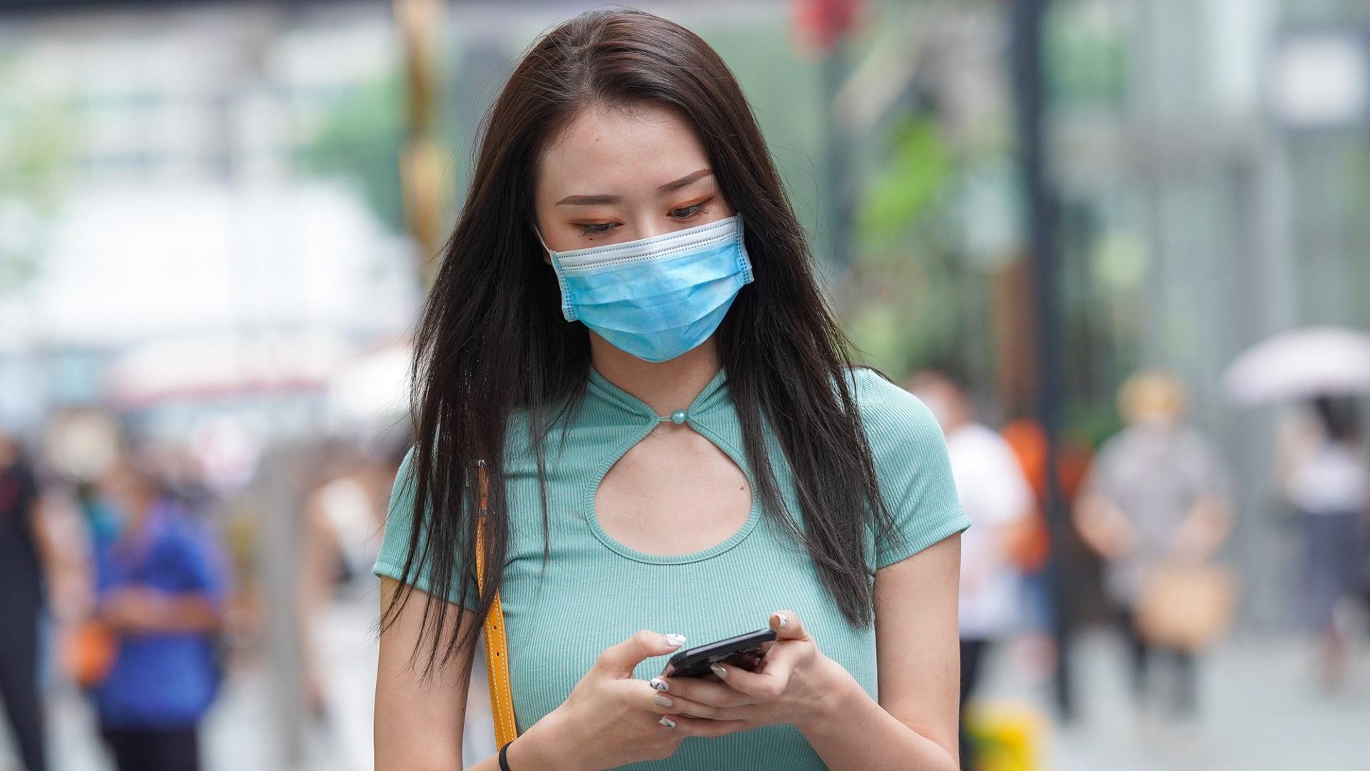 为什么很多女生带口罩逛街，是为了遮丑吗？