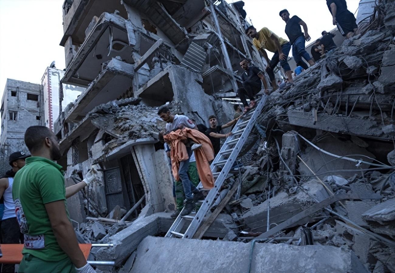 全世界担忧成现实，加沙战火重燃，古特雷斯：加沙成一座座“儿童坟”。显然，以色列在