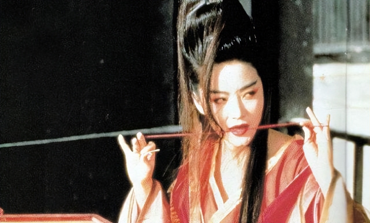 武侠小说中的10大魔头武功排名，天山童姥第七，张无忌进不了前三
武侠小说中的十大