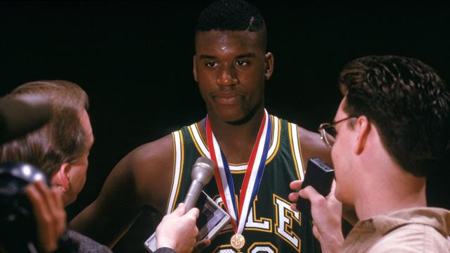 从小胖子到NBA超级巨星的男人