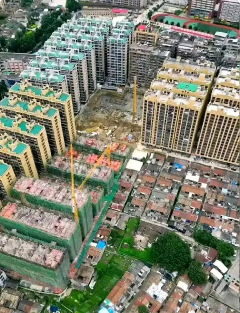 现在的房子不好卖了，综合因素有很多！

但有没有一种可能，是房子本身的原因，就像