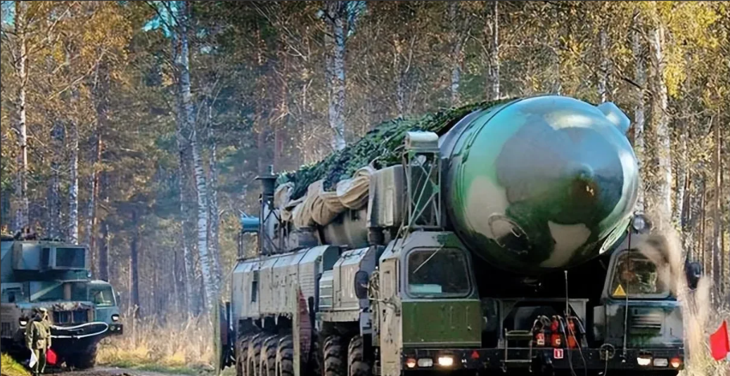 许多有核国家正在等待以色列使用核弹！

只要以色列使用核武器，就意味着以色列将被