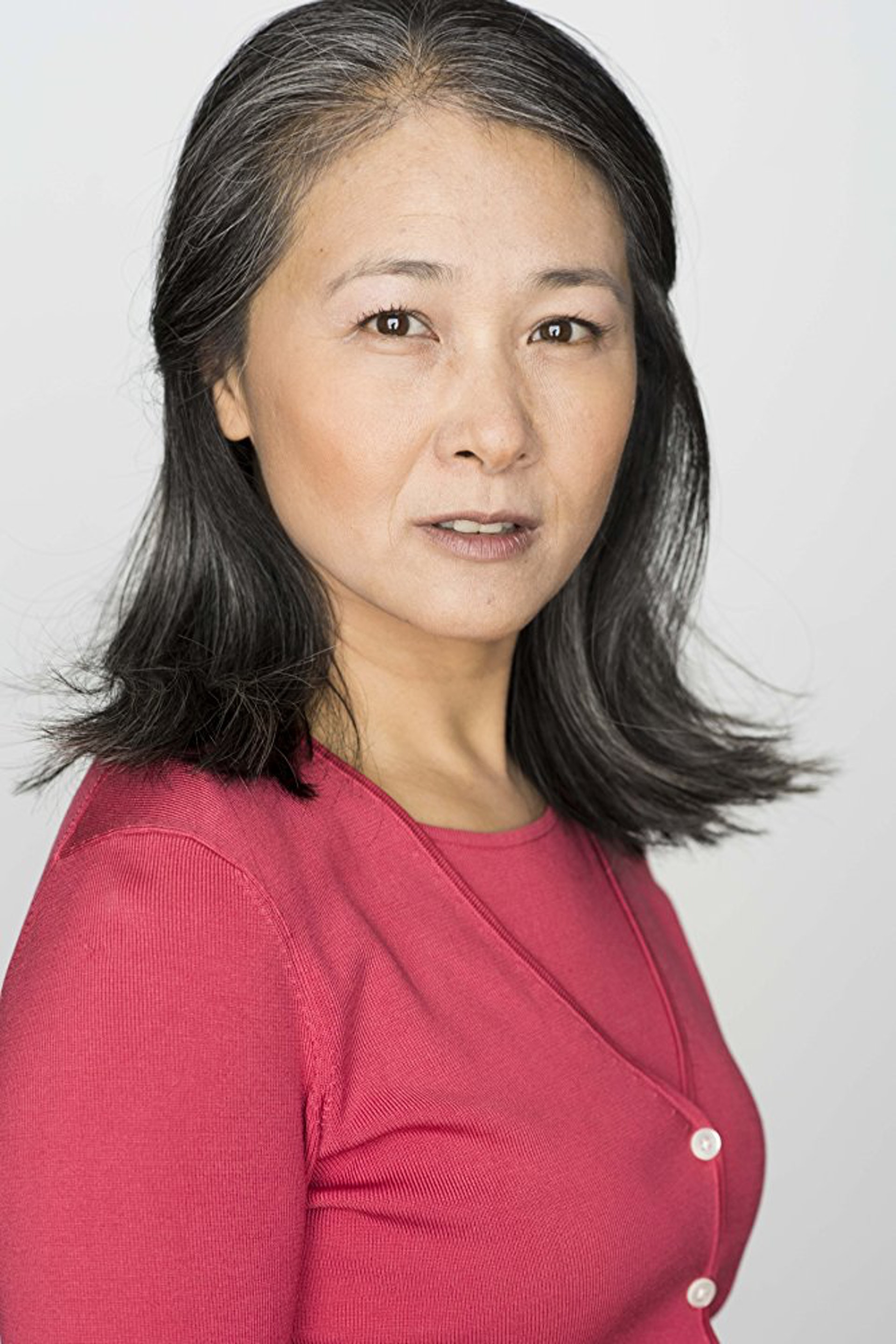 她以前在香港TVB拍过几部电视剧，最经典就是在TVB经典电视剧《刑事侦缉档案II