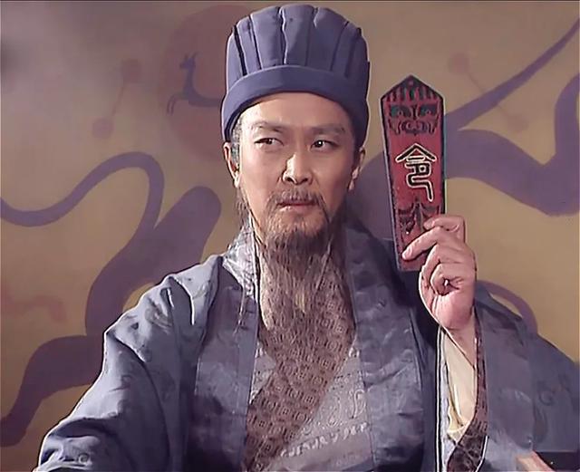 看《三国演义》时，我一直在思考一个问题：为什么去打仗的士兵，会有各个不同年龄层的