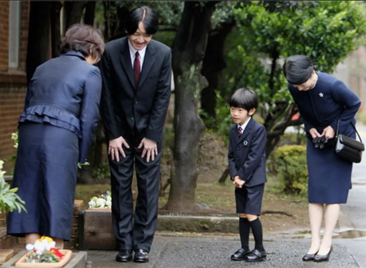 昨晚，与一位日本朋友聊天，他透露了一个坏消息，日本后悔也晚了！

他说自从排放以